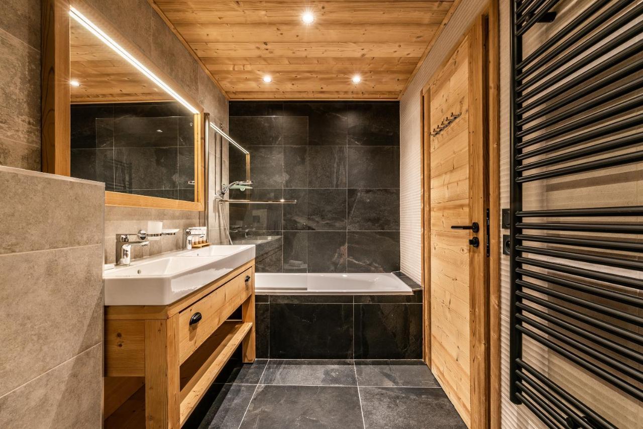 Residence Hameau De Clotaire Alpe D'Huez - By Emerald Stay Экстерьер фото