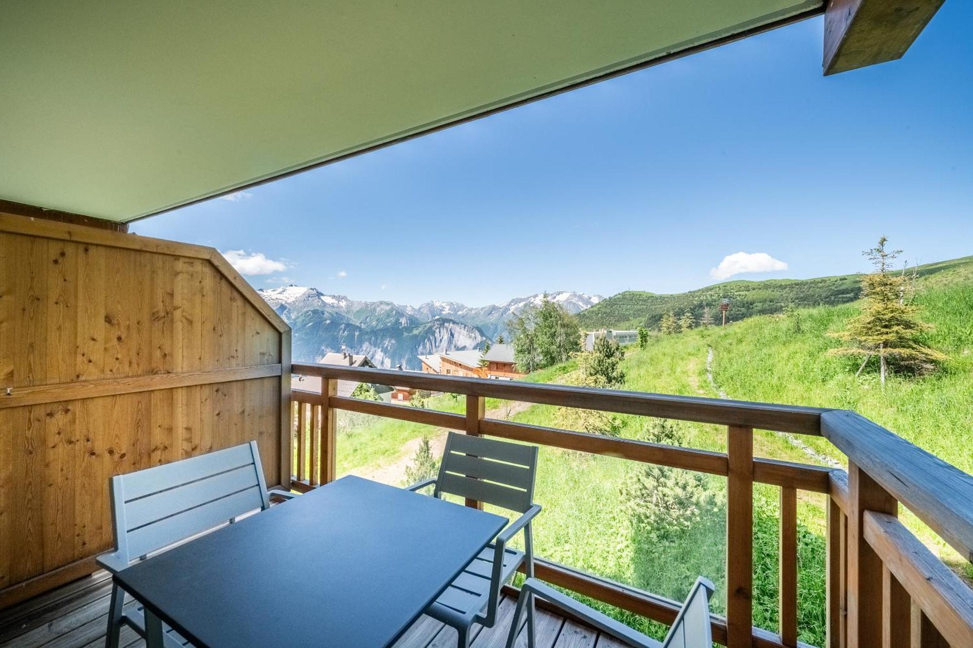 Residence Hameau De Clotaire Alpe D'Huez - By Emerald Stay Экстерьер фото